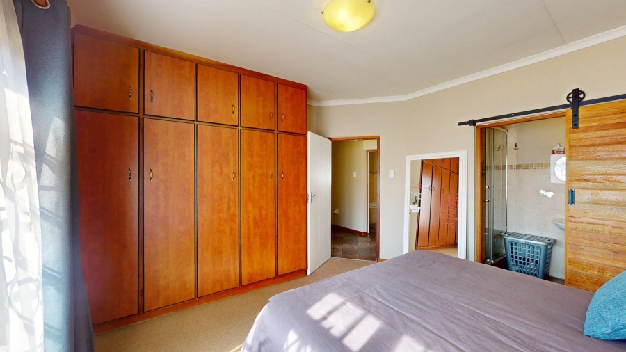 3 Bedroom Property for Sale in Grimbeeck Park North West
